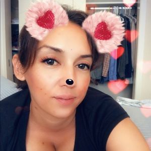 Meet your Posher, Melissa